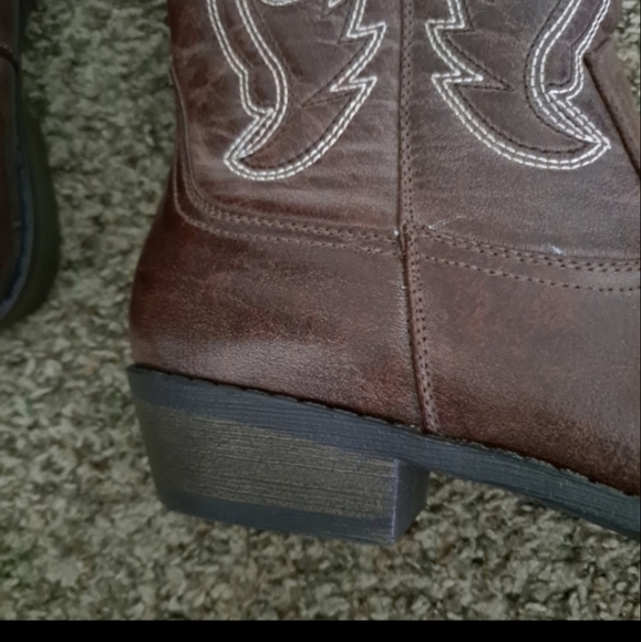 Coconuts by Matisse cimmaron brown and cream pointed Toe boots - Picture 6 of 11